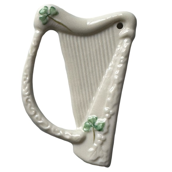Irish Belleek Celtic Harp, Porcelain Christmas Ornament. 2” x 3”, GUD - Picture 4 of 14